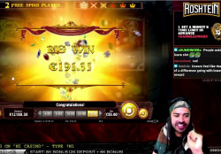 Стример выиграл джекпот 